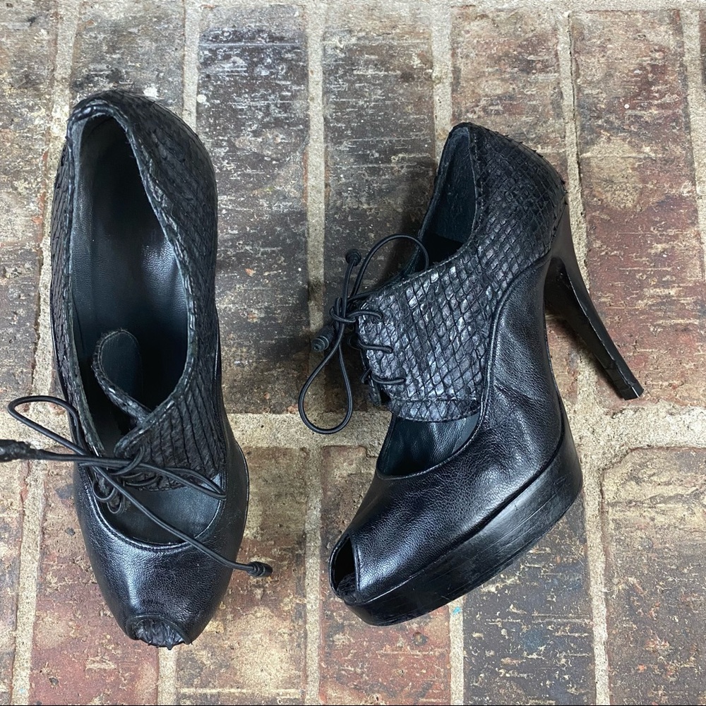 Stuart Weitzman Black Cut Out Peep Toe Heels Laces